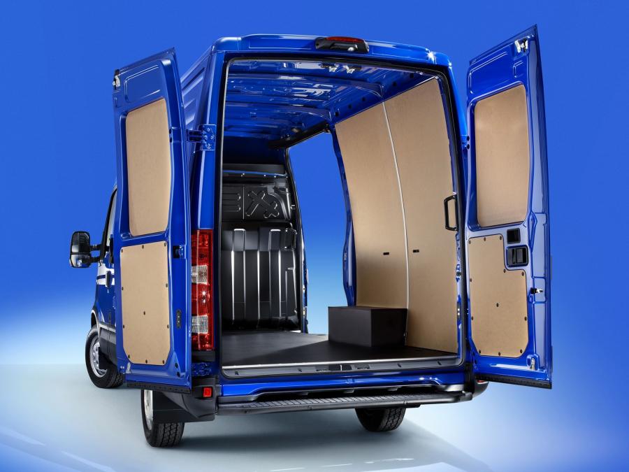  Iveco Daily Van 2011 года  (фото 9 из 16)